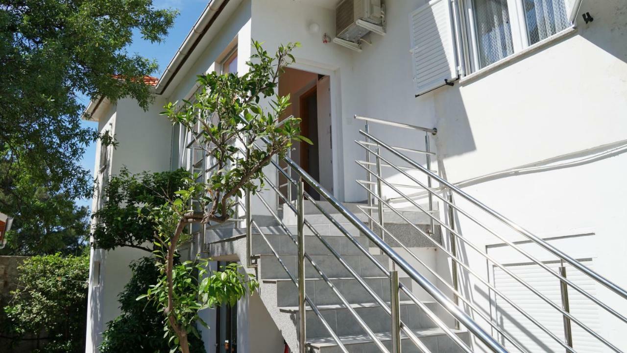 Apartment Ana Vinjerac Luaran gambar