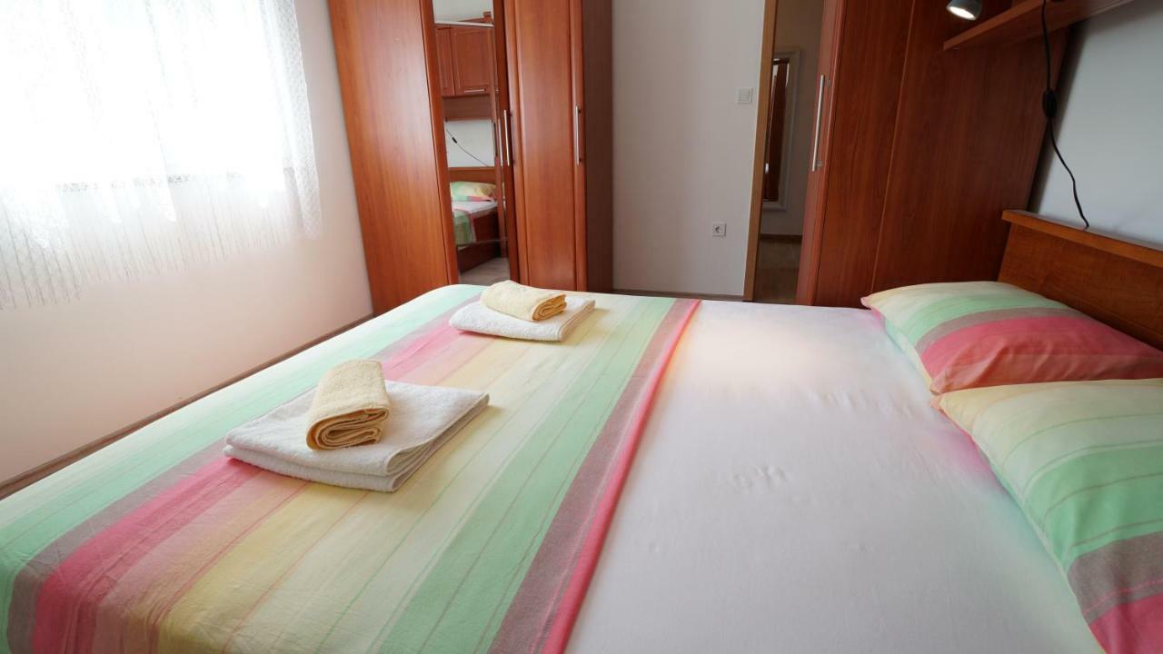 Apartment Ana Vinjerac Luaran gambar