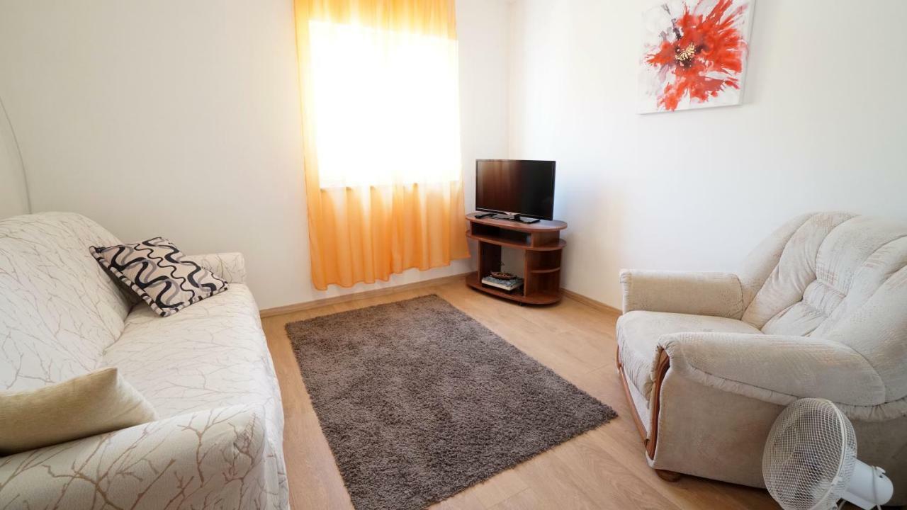 Apartment Ana Vinjerac Luaran gambar