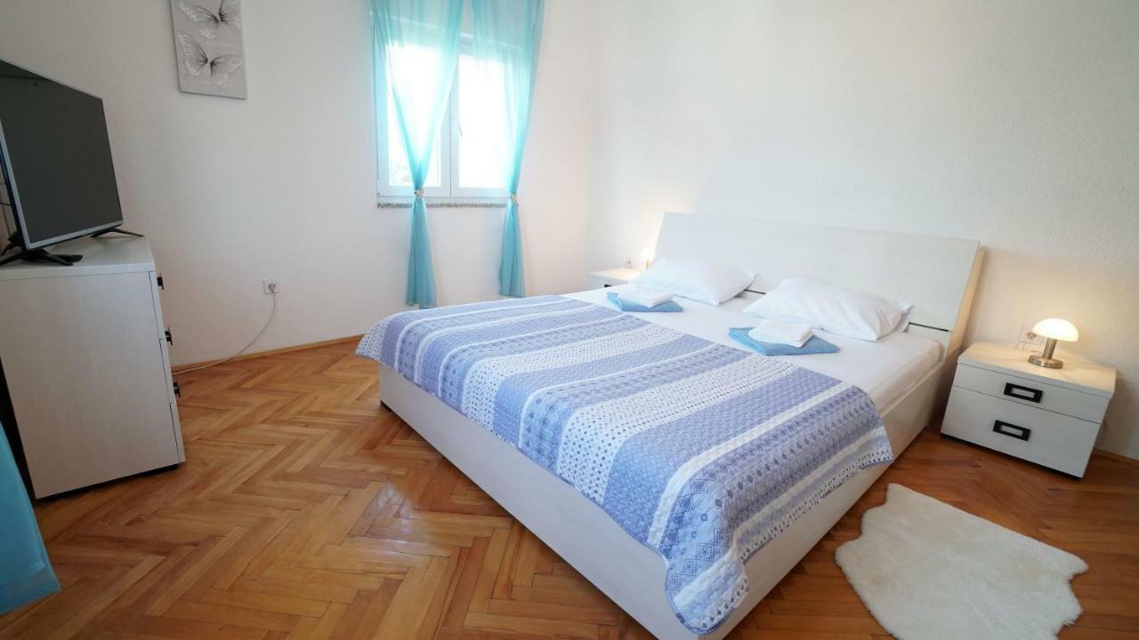 Apartment Ana Vinjerac Luaran gambar